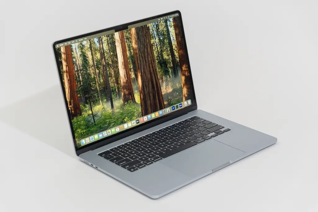 MacBook Pro 2025 Review