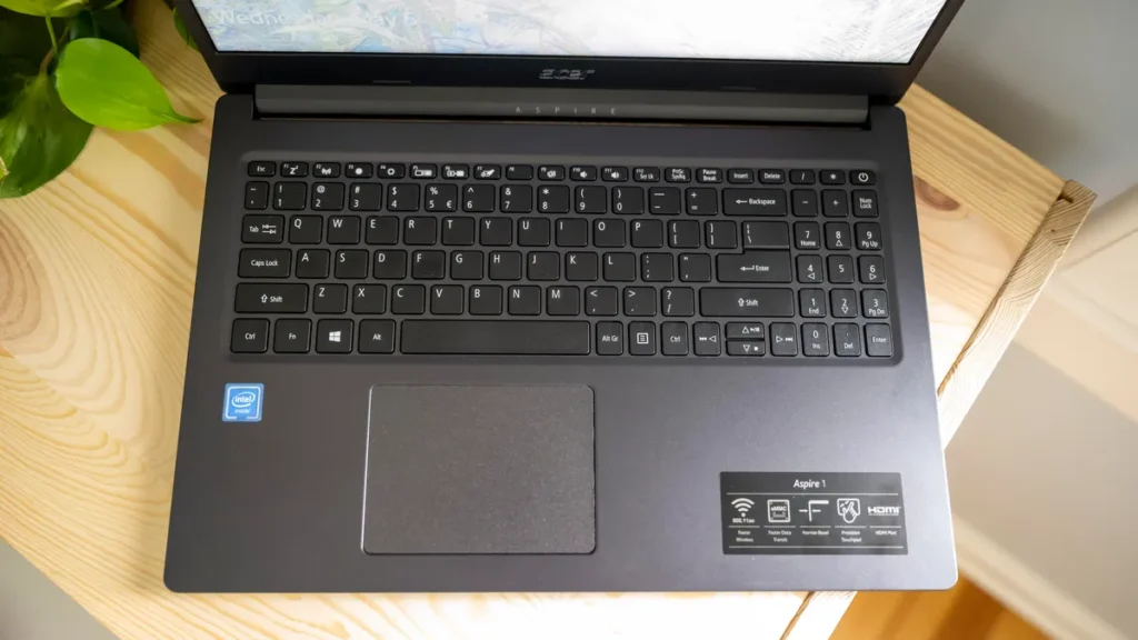 Acer Aspire 1